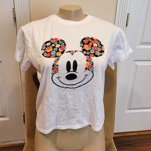 Disney mickey mouse size Small girls/kids t shirt